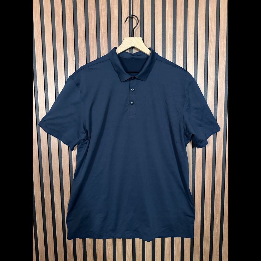 Lululemon Evolution Polo Short L / XL Mens Blue Navy Short Sleeve Casual